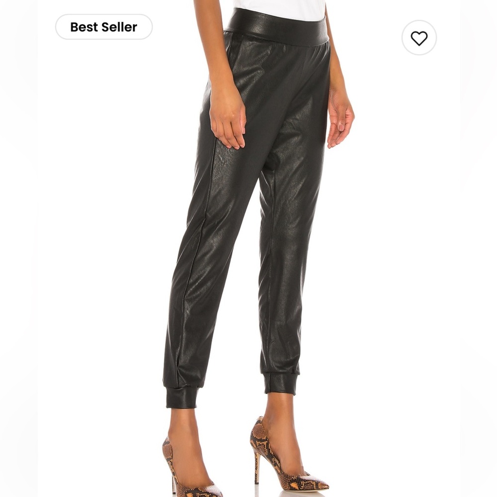Commando leather jogger
